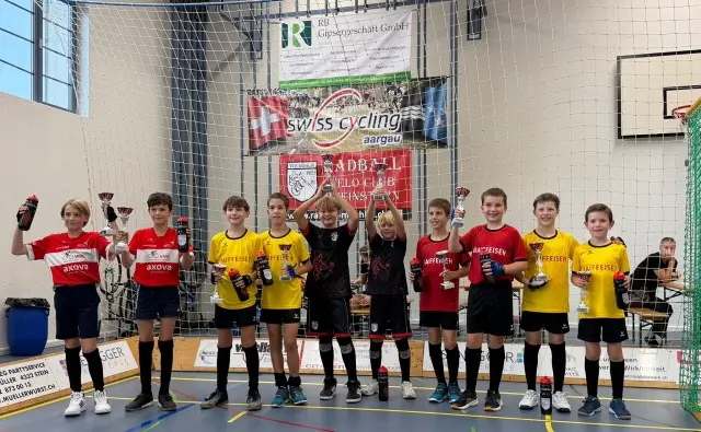 U13